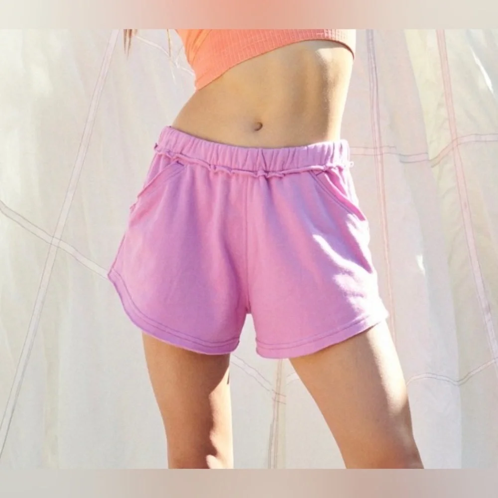 💫 FREE PEOPLE® The Way You Move Shorts Size XS Rhododendron NWT